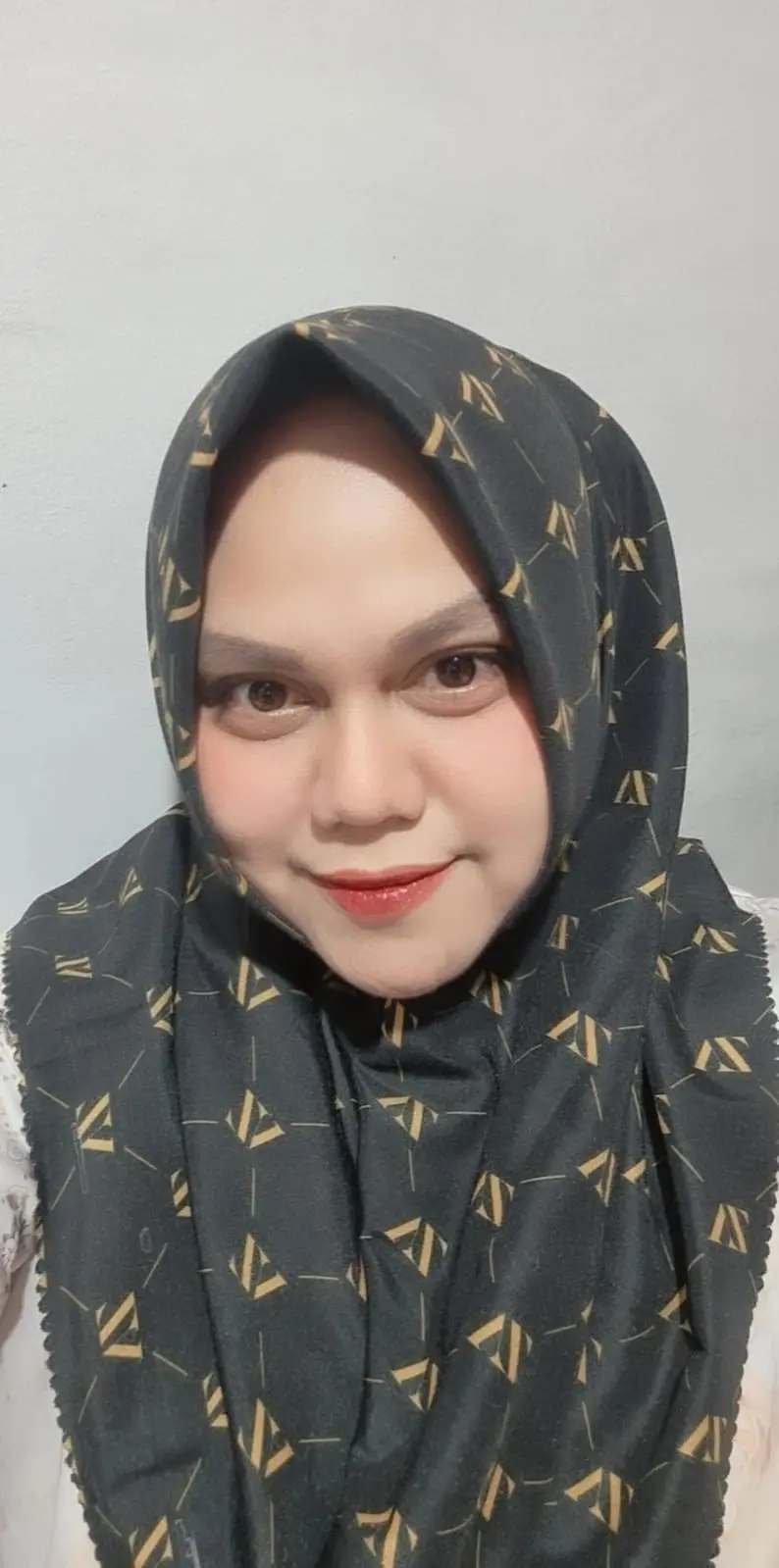PUTRI BULAN SARI