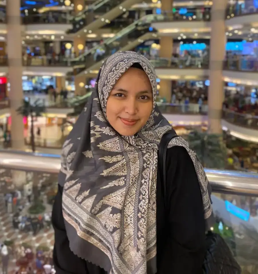 FITRI RAIHANI